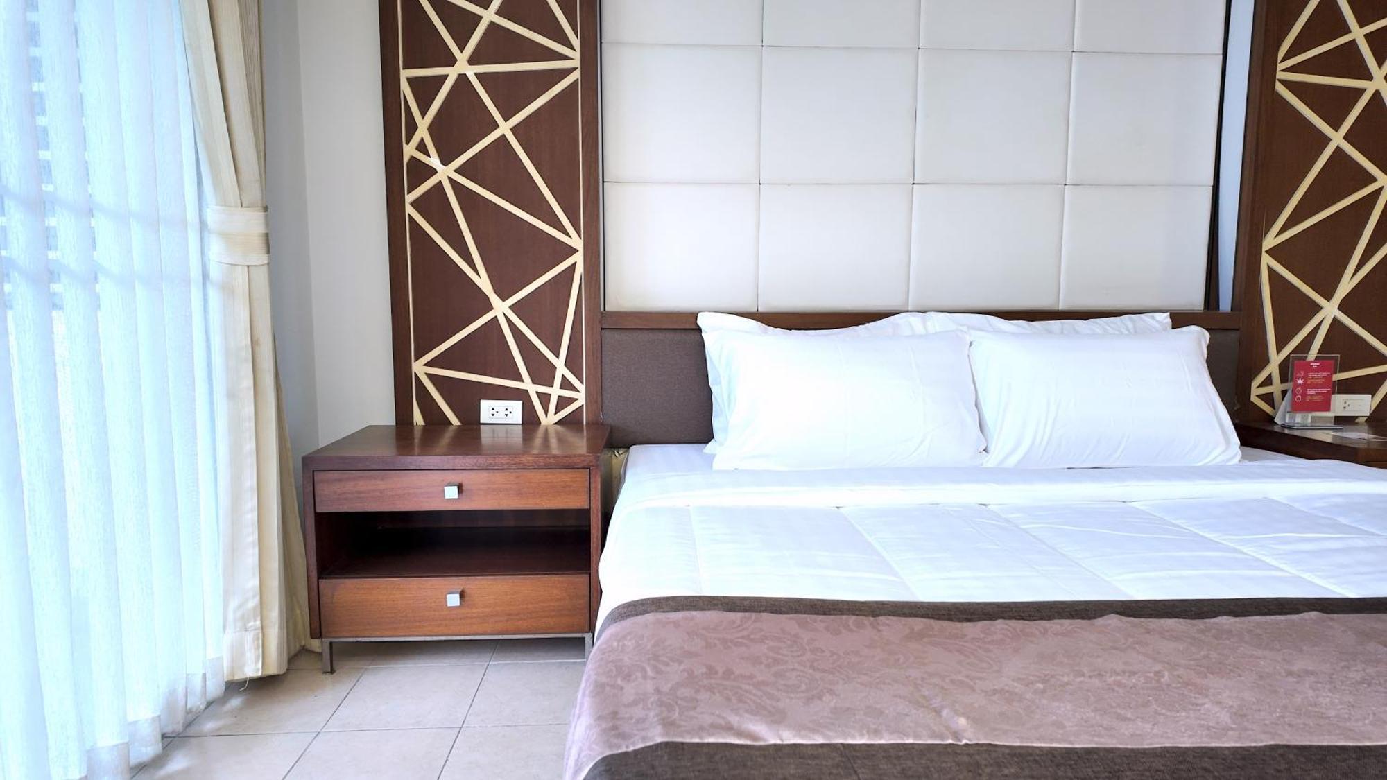 בנגקוק Charan Tower Residences By Aspira מראה חיצוני תמונה