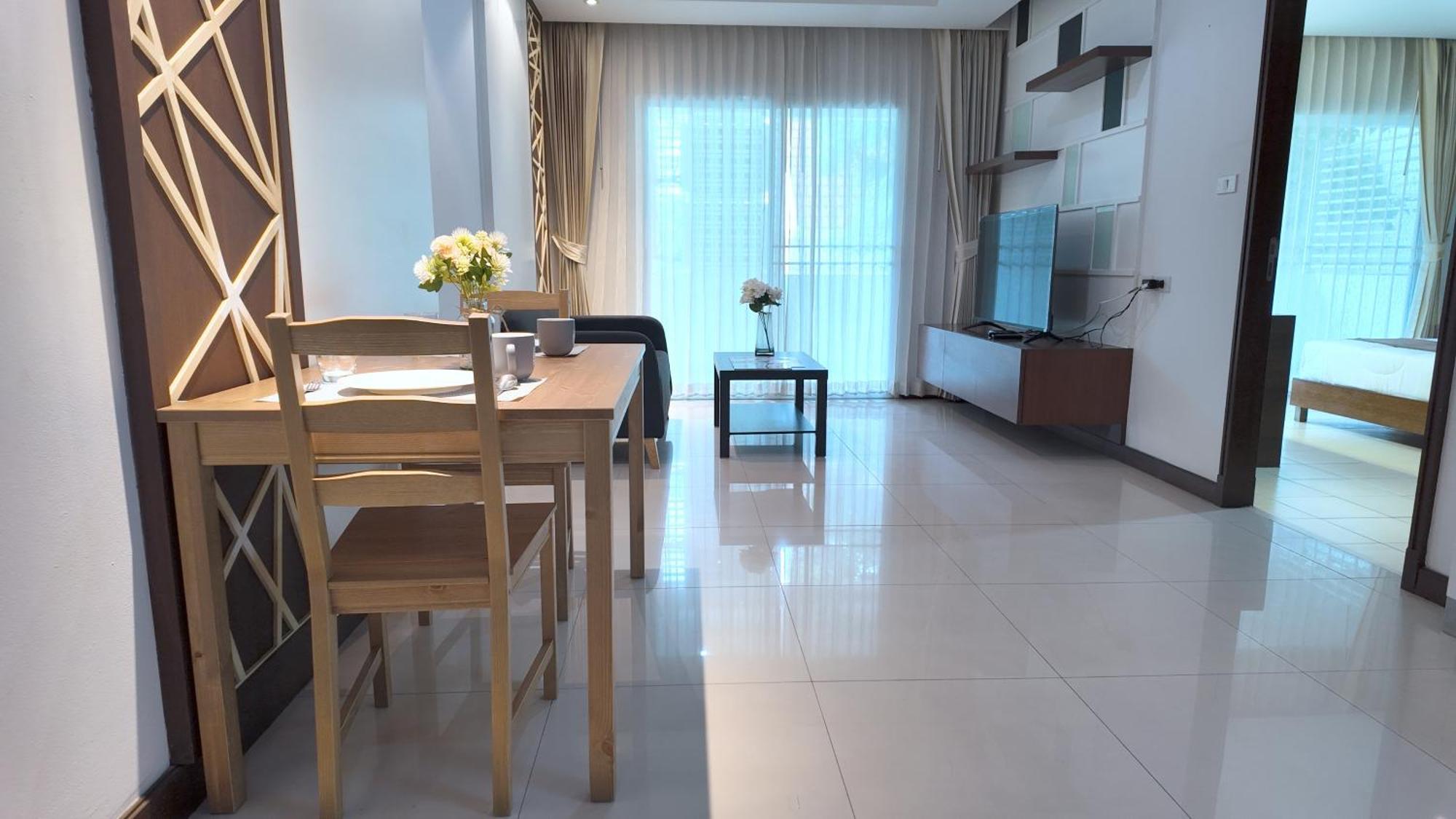 בנגקוק Charan Tower Residences By Aspira מראה חיצוני תמונה
