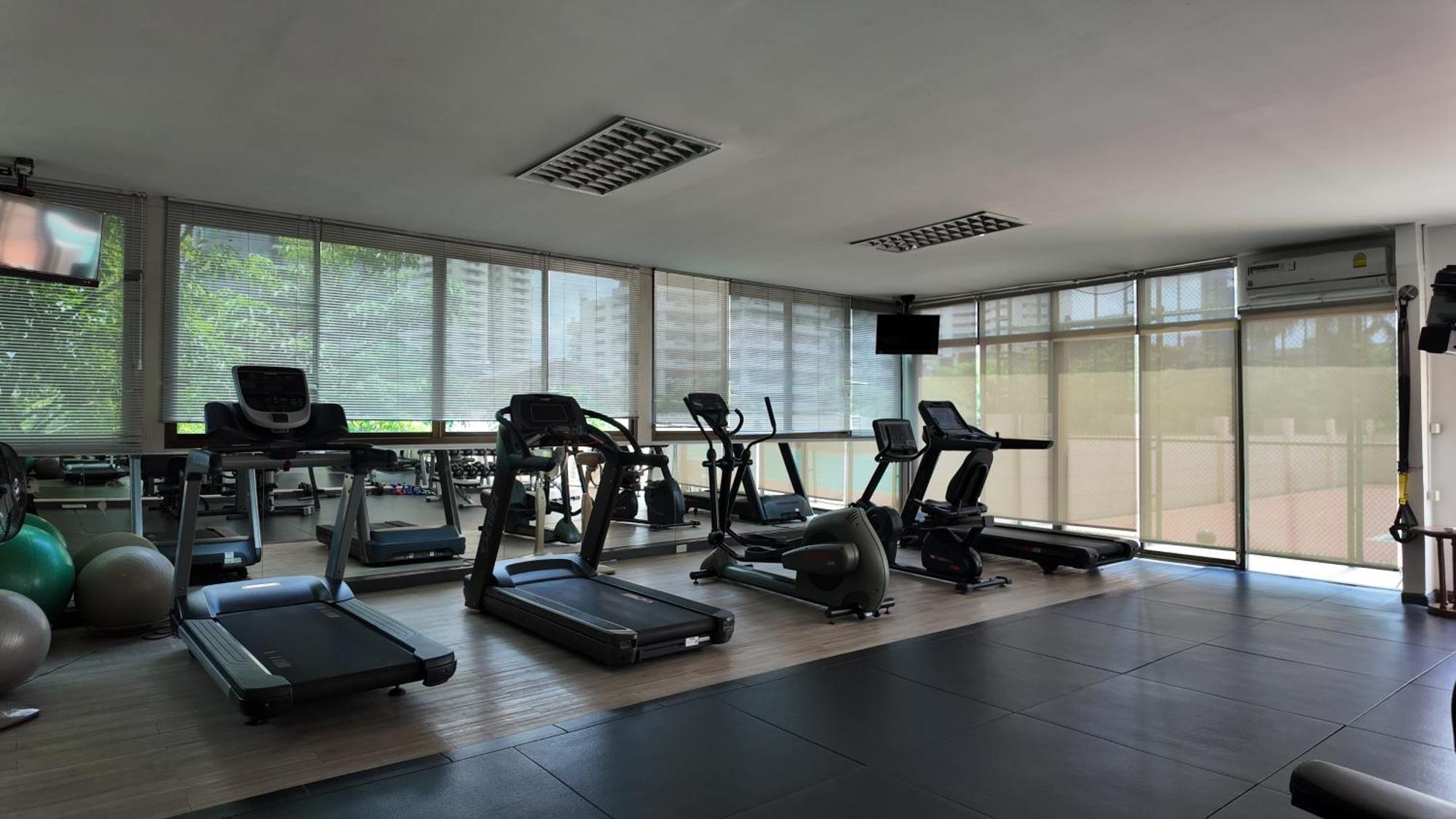 בנגקוק Charan Tower Residences By Aspira מראה חיצוני תמונה