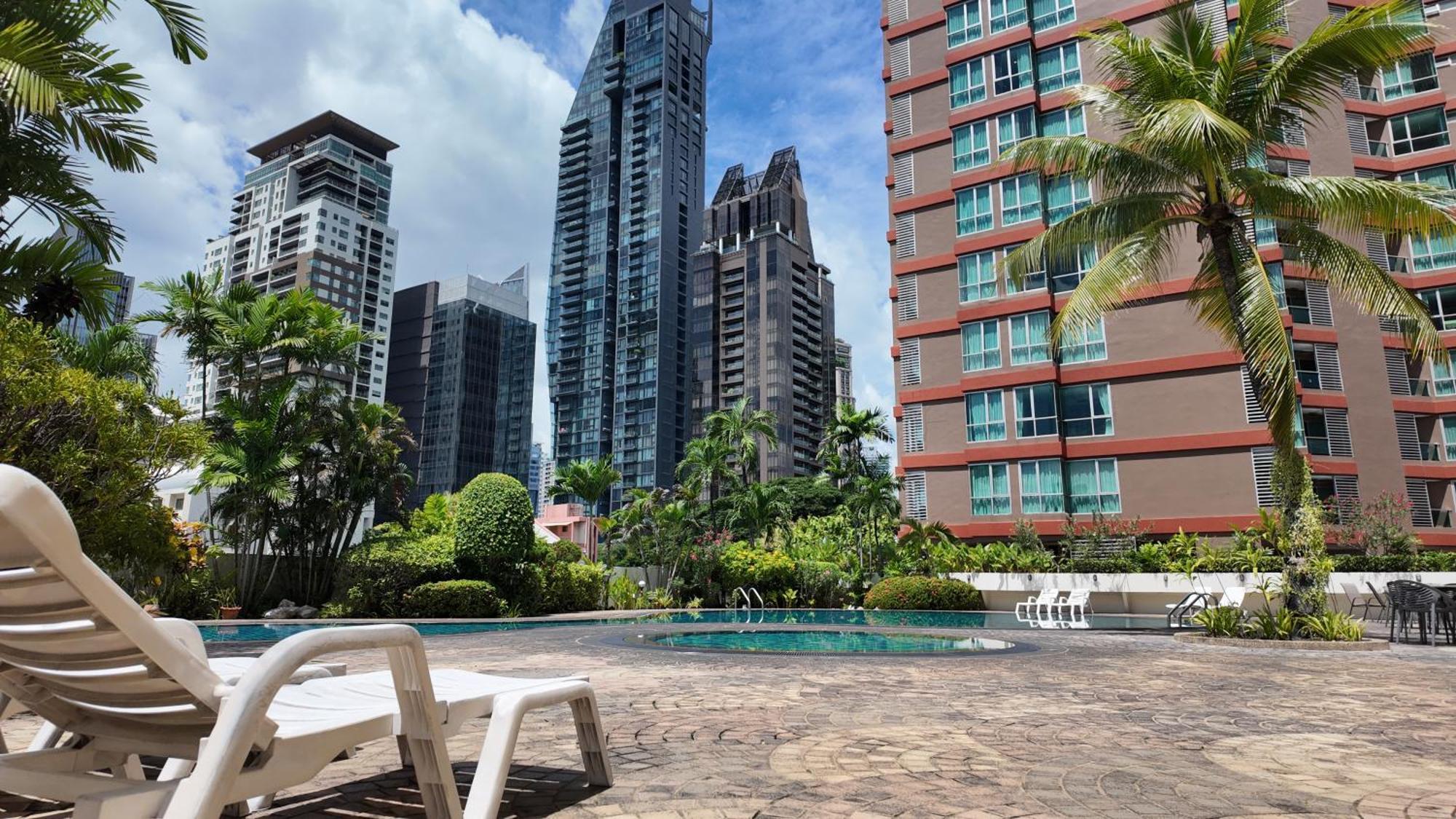 בנגקוק Charan Tower Residences By Aspira מראה חיצוני תמונה